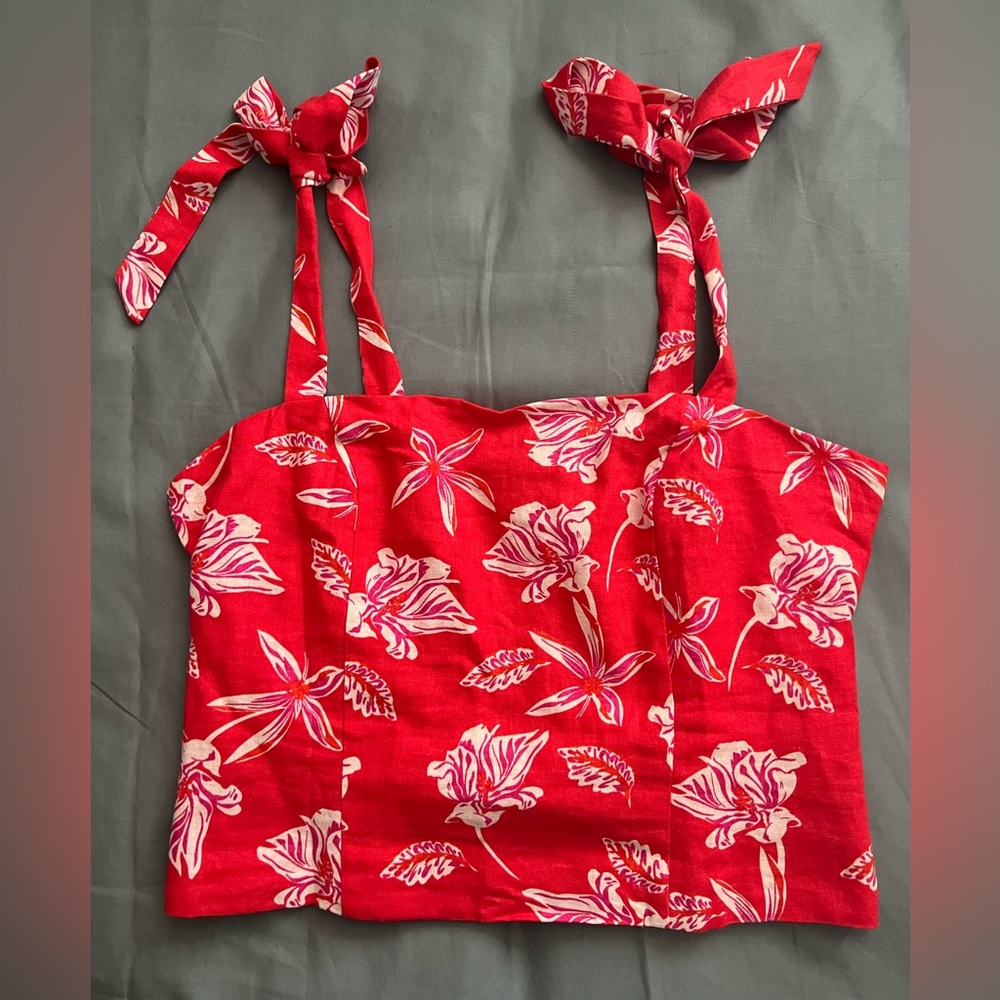 Red Flowered Crop Tank Top With Tie Straps - Picture 3 of 5